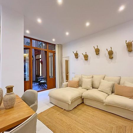 Piso Con Patio, 3 Habitaciones, En La Goleta Málaga Exterior foto